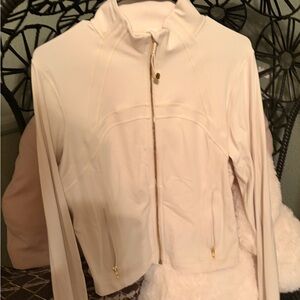 Lululemon cropped define